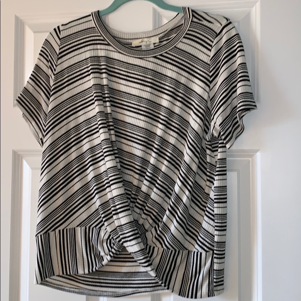 Short-Sleeve Striped Shirt
